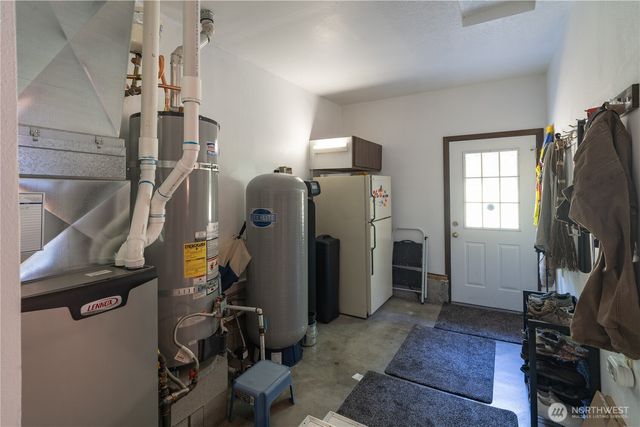 2102 Mark Street, Lacey, WA 98516