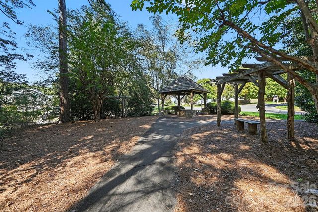 129 Shade Tree Circle, Fort Mill, SC 29715