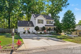 129 Shade Tree Circle, Fort Mill, SC 29715