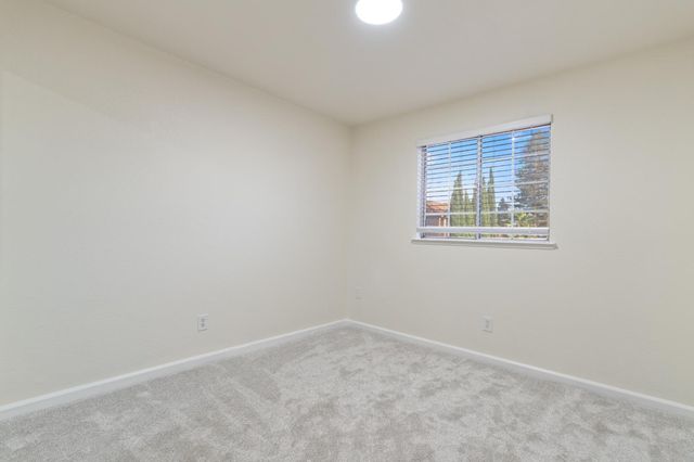 4721 Mapleplain Ave, Elk Grove, CA 95758