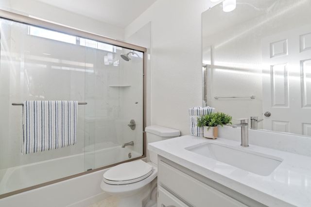 4721 Mapleplain Ave, Elk Grove, CA 95758