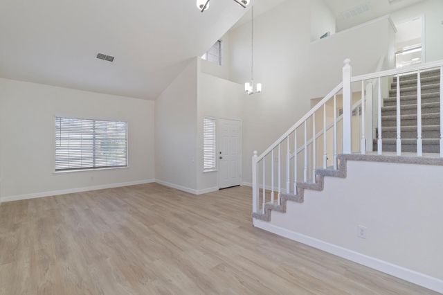 4721 Mapleplain Ave, Elk Grove, CA 95758