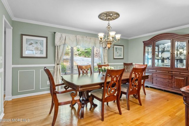 21 Stoney Brook Road, Holmdel, NJ 07733