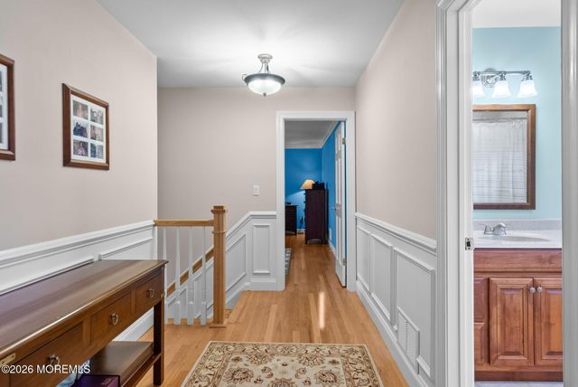 21 Stoney Brook Road, Holmdel, NJ 07733