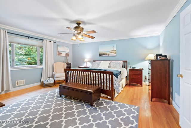 21 Stoney Brook Road, Holmdel, NJ 07733