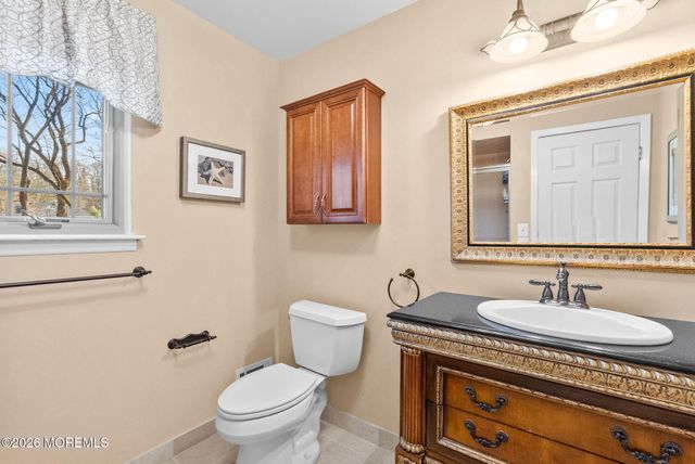 21 Stoney Brook Road, Holmdel, NJ 07733