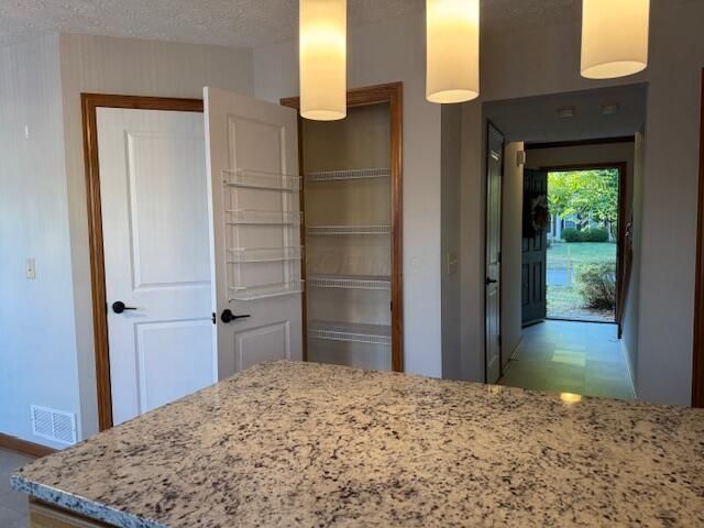 6448 Walden Circle, Dublin, OH 43016