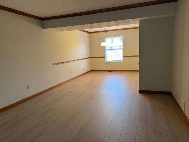 6448 Walden Circle, Dublin, OH 43016