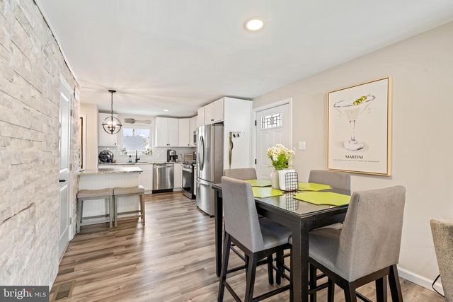 215 BOULEVARD AVE, Pitman, NJ 08071