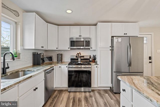 215 BOULEVARD AVE, Pitman, NJ 08071