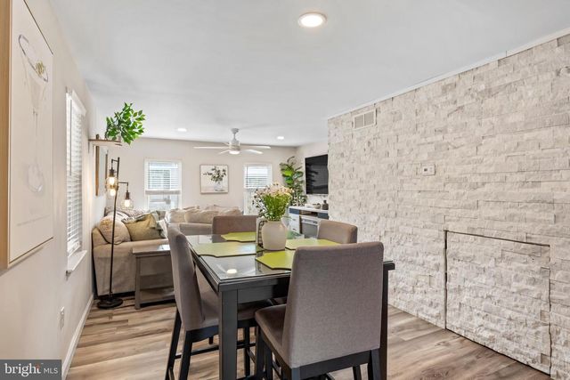 215 BOULEVARD AVE, Pitman, NJ 08071