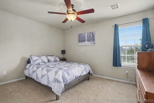 24253 E 145th Street S, Coweta, OK 74429