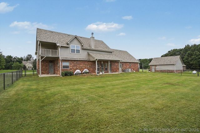 24253 E 145th Street S, Coweta, OK 74429