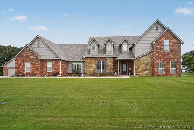 24253 E 145th Street S, Coweta, OK 74429