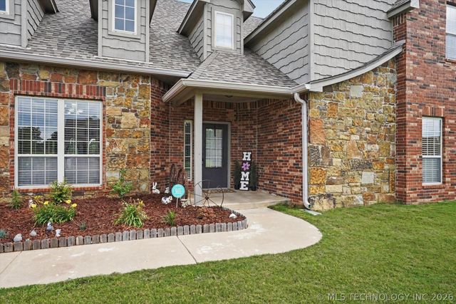 24253 E 145th Street S, Coweta, OK 74429