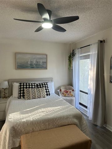 1333 SHADY PINE WAY D, Tarpon Springs, FL 34688