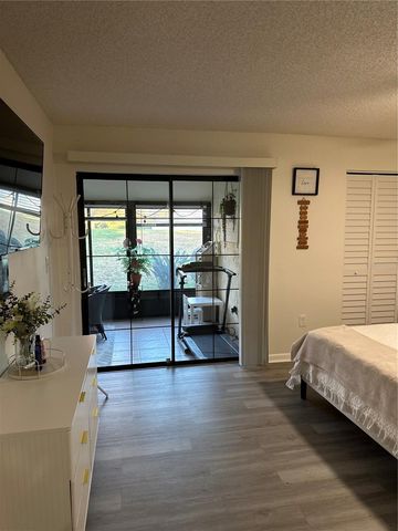 1333 SHADY PINE WAY D, Tarpon Springs, FL 34688