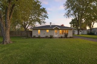 3604 W 104th Place, Crown Point, IN 46307