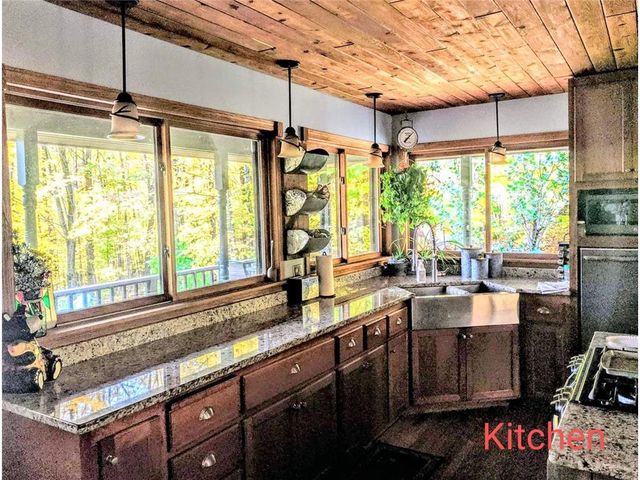 W1210 Nice Lake Road, Birchwood, WI 54817