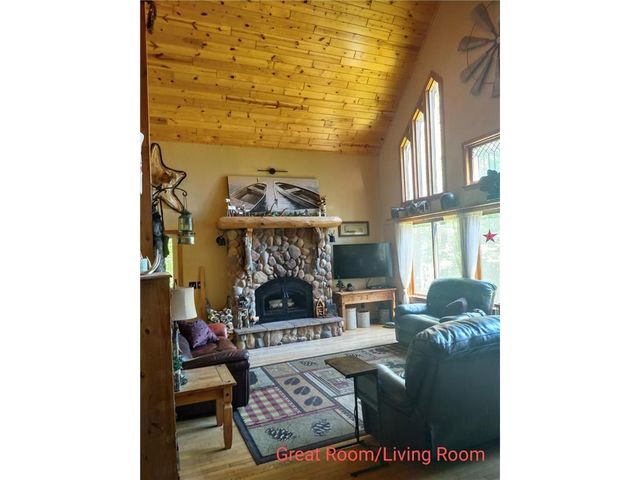 W1210 Nice Lake Road, Birchwood, WI 54817