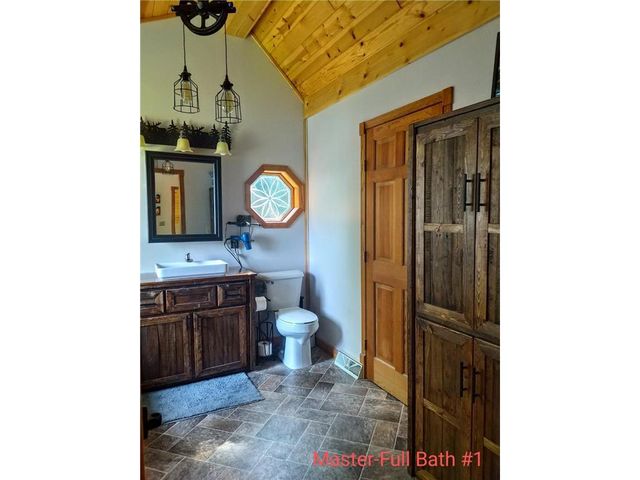 W1210 Nice Lake Road, Birchwood, WI 54817