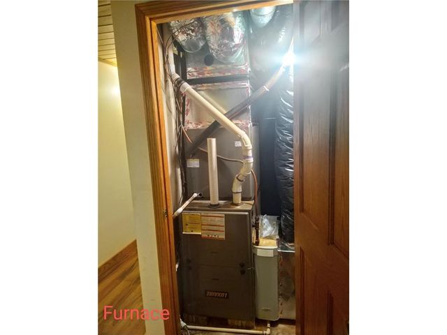 W1210 Nice Lake Road, Birchwood, WI 54817