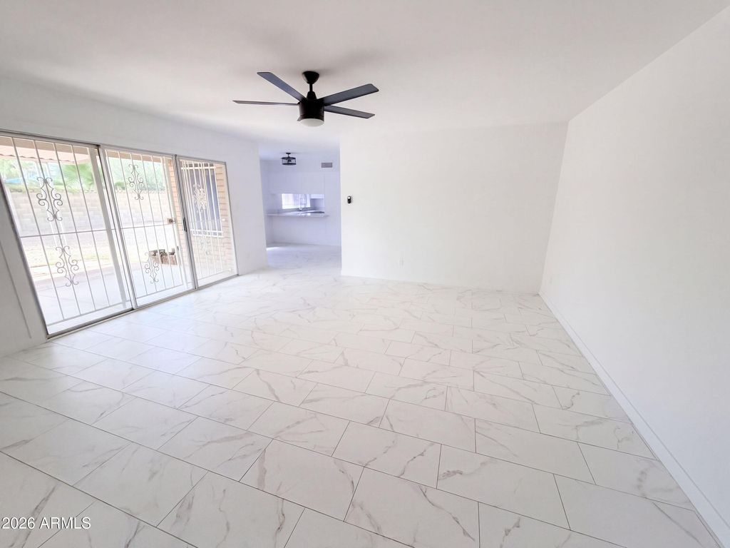 4427 W DAHLIA Drive, Glendale, AZ 85304 — photo 3