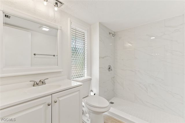 4277 Island CIR 1, Fort Myers, FL 33919