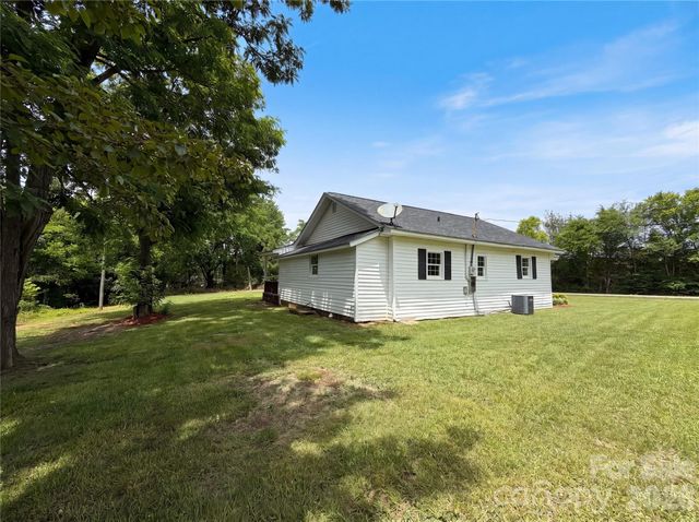 345 Mount Pleasant Road N, Mount Pleasant, NC 28124