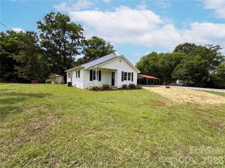 345 Mount Pleasant Road N, Mount Pleasant, NC 28124