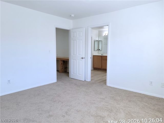 10516 Soneto Creek Court, Las Vegas, NV 89129