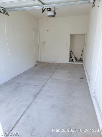 10516 Soneto Creek Court, Las Vegas, NV 89129