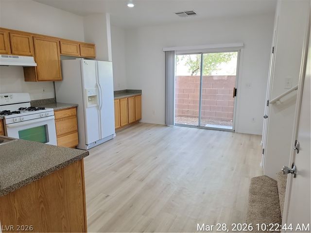 10516 Soneto Creek Court, Las Vegas, NV 89129