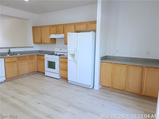 10516 Soneto Creek Court, Las Vegas, NV 89129