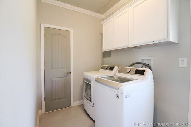710 S 5th Street, Morris, OK 74445