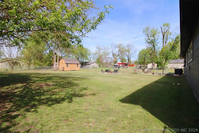 710 S 5th Street, Morris, OK 74445