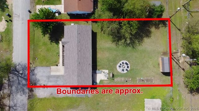 710 S 5th Street, Morris, OK 74445