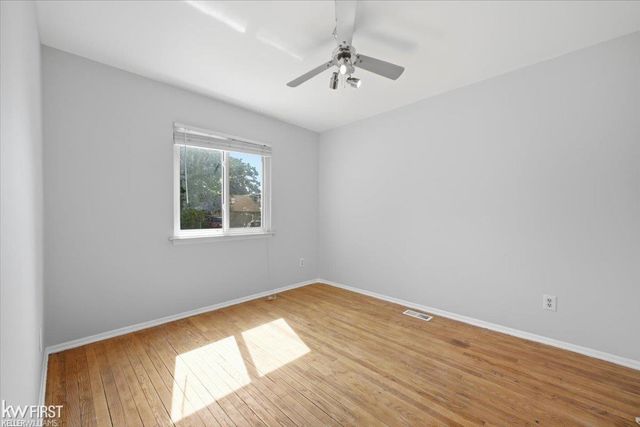 825 Wilson Avenue, Clawson, MI 48017