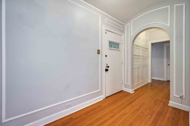 509 W ALDINE Avenue 2D, Chicago, IL 60657