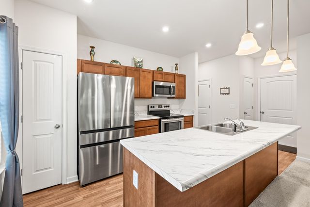 1409 Red Hill Drive, Dalton, GA 30720