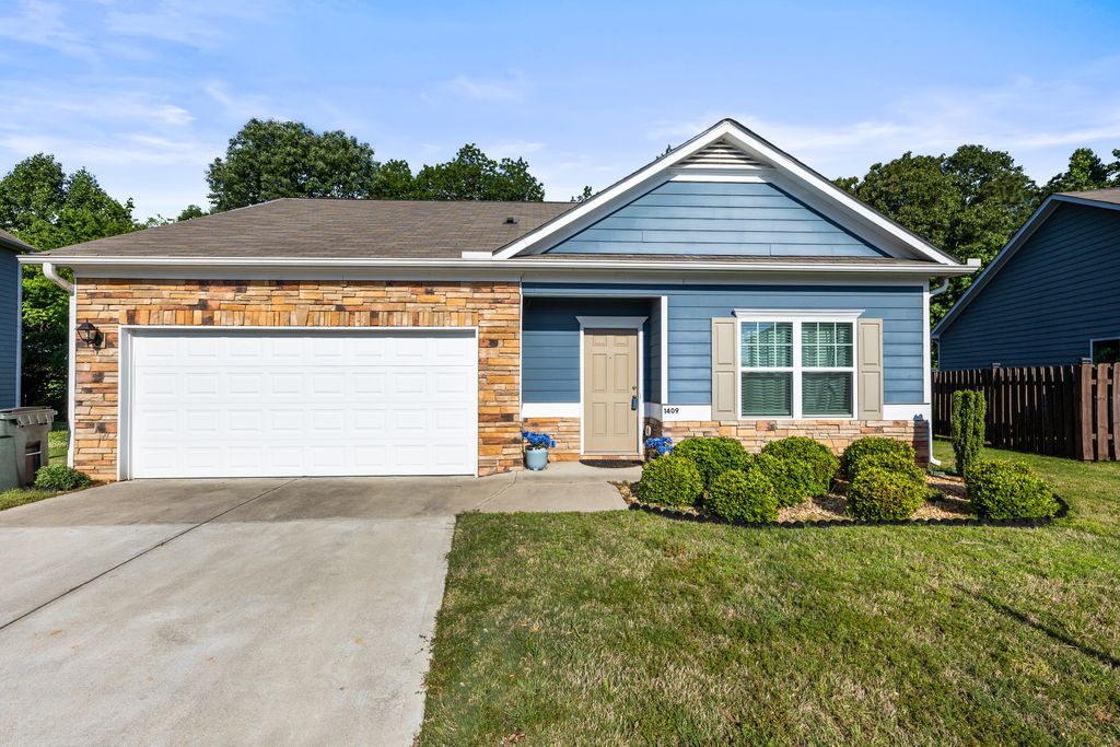 1409 Red Hill Drive, Dalton, GA 30720