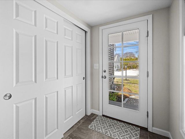 17 Swallow Street, Teaticket, MA 02536