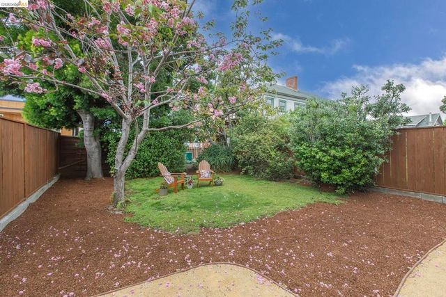 4025 Webster St, Oakland, CA 94609