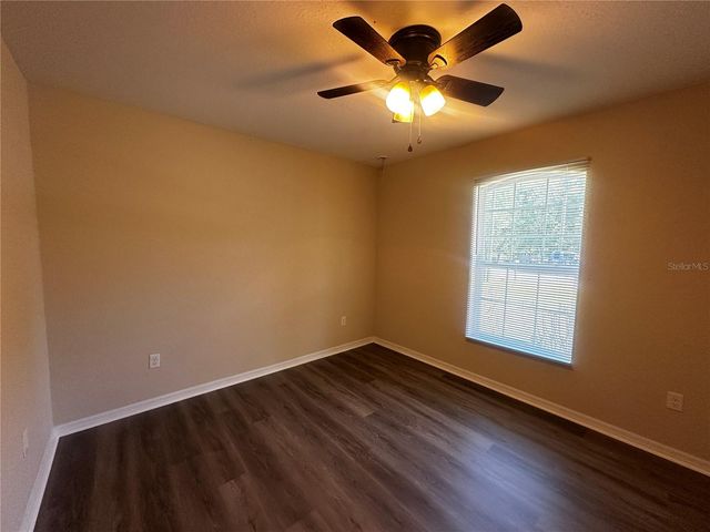 18 PINE CIRCLE, Ocala, FL 34472