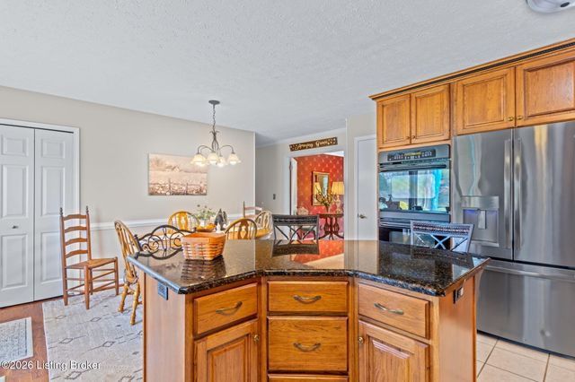 3216 Chenoweth Run Rd, Louisville, KY 40299