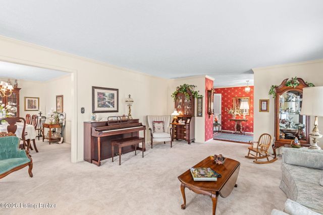 3216 Chenoweth Run Rd, Louisville, KY 40299