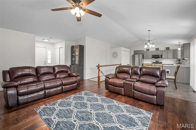 13 Feise Forest Court, O'fallon, MO 63368