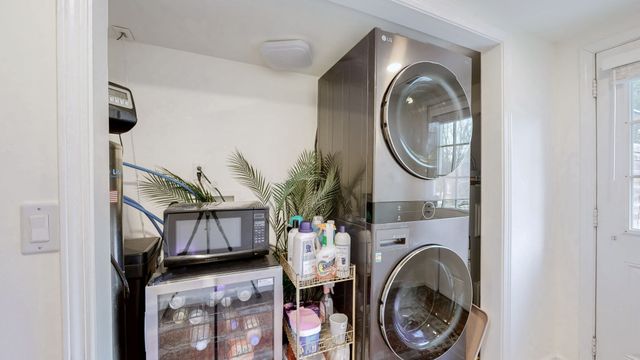 605 Des Moines Dr, Hermitage, TN 37076