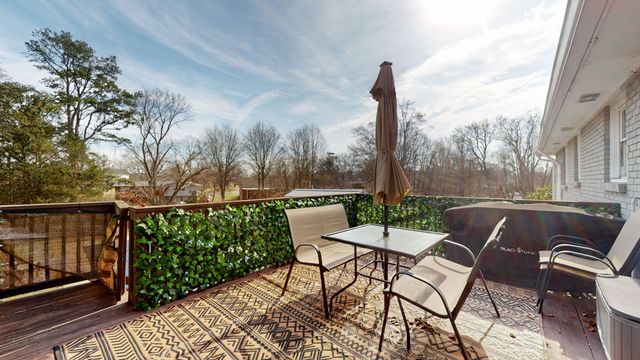 605 Des Moines Dr, Hermitage, TN 37076