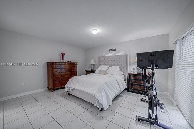 18128 SW 151st Ave, Miami, FL 33187